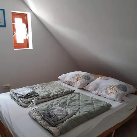 Sziszi Vendeghaz Ferienhaus